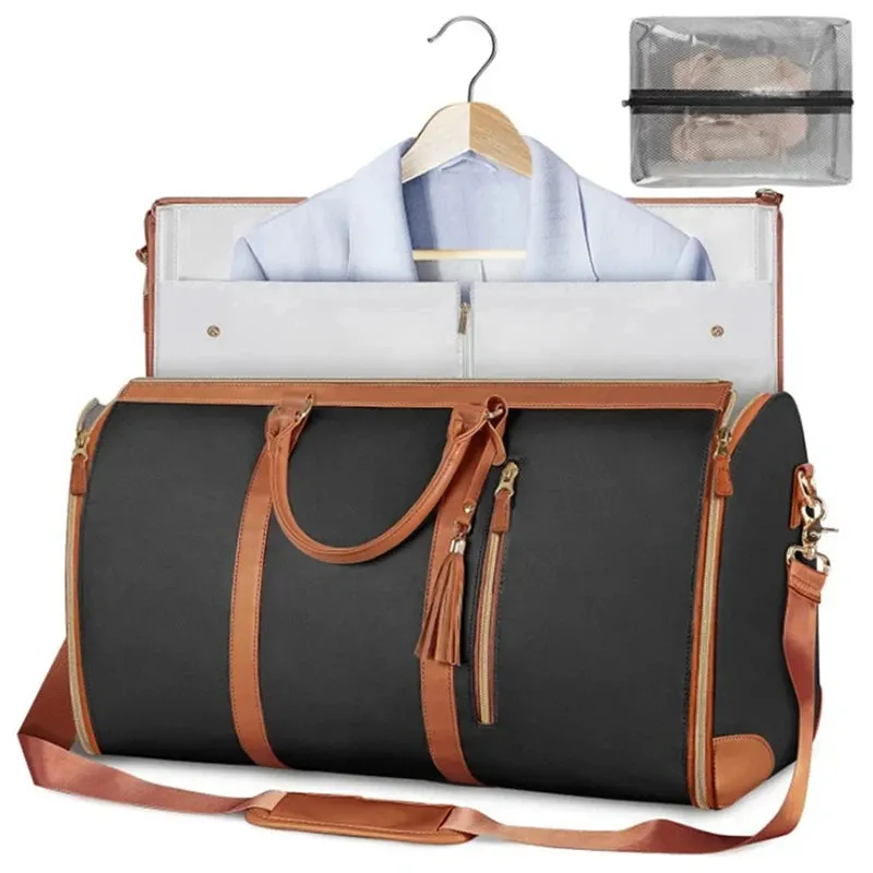 Foldable travel bag for leisure and business trip